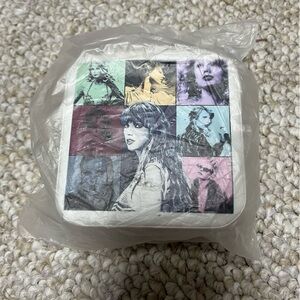 New still in original packaging Taylor Swift travel jewelry case